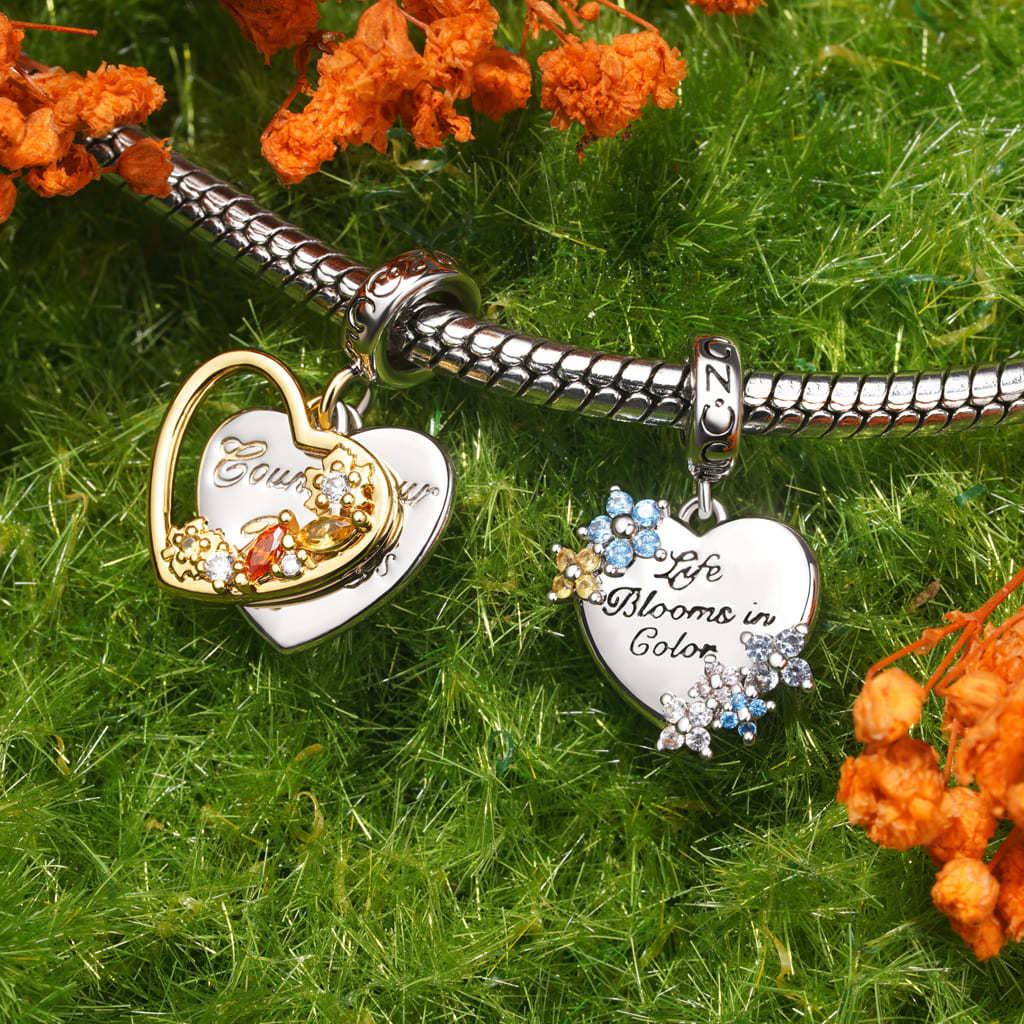 Heart Flowers Pendant image number 3