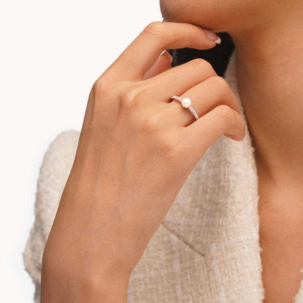 Pearl Solitaire Ring image number 3