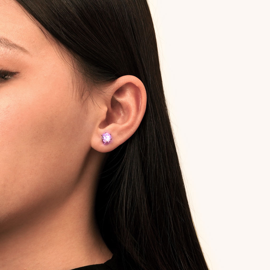 Pink Light-up Stud Earring image number 5