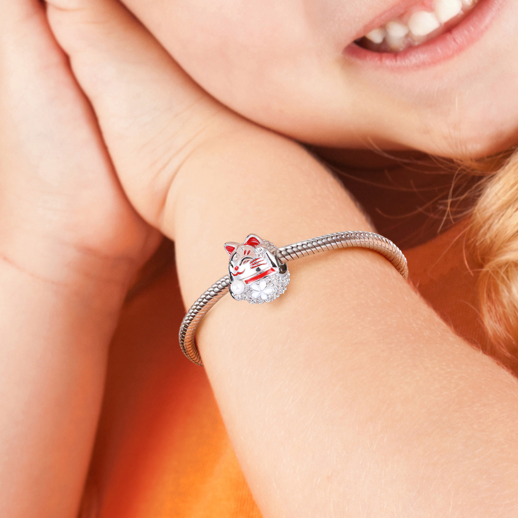 Lucky Cat Charm image number 4