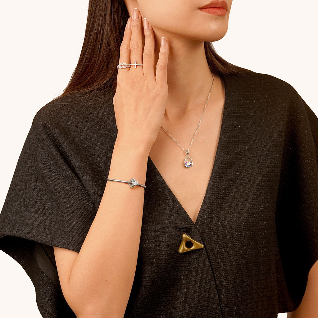 Diamond Ring Wedding Stopper image number 3