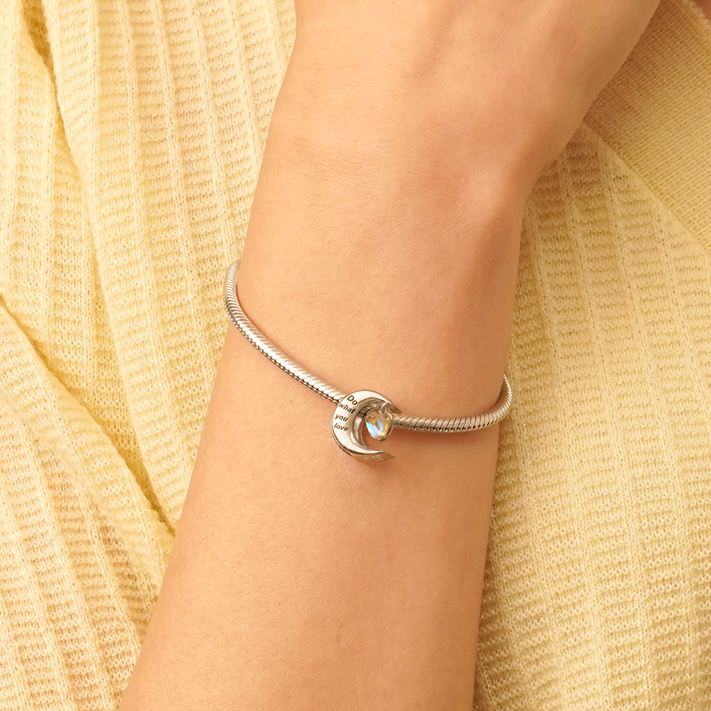 Moon Charm image number 4