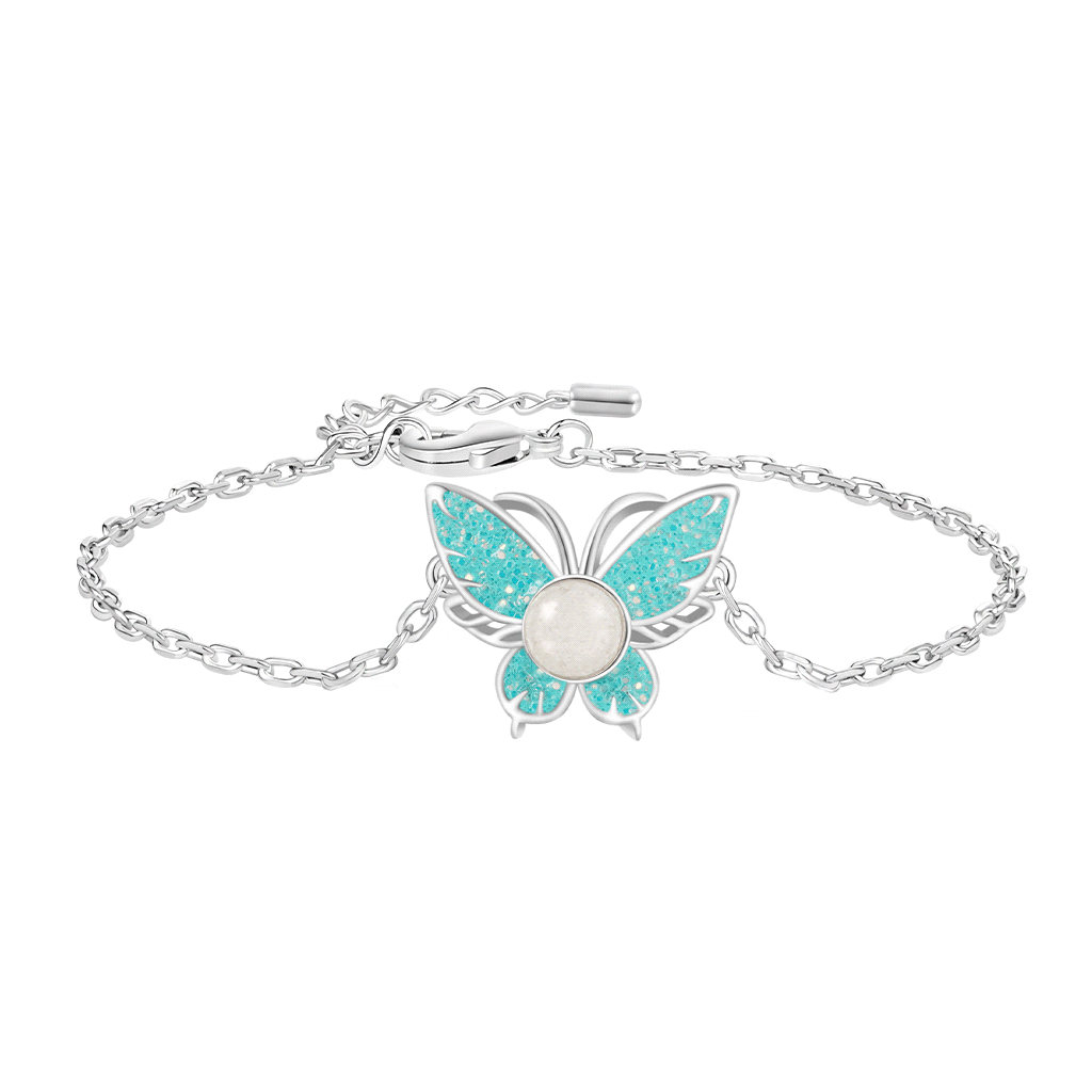 Adjustable Butterfly Bracelet image number 0