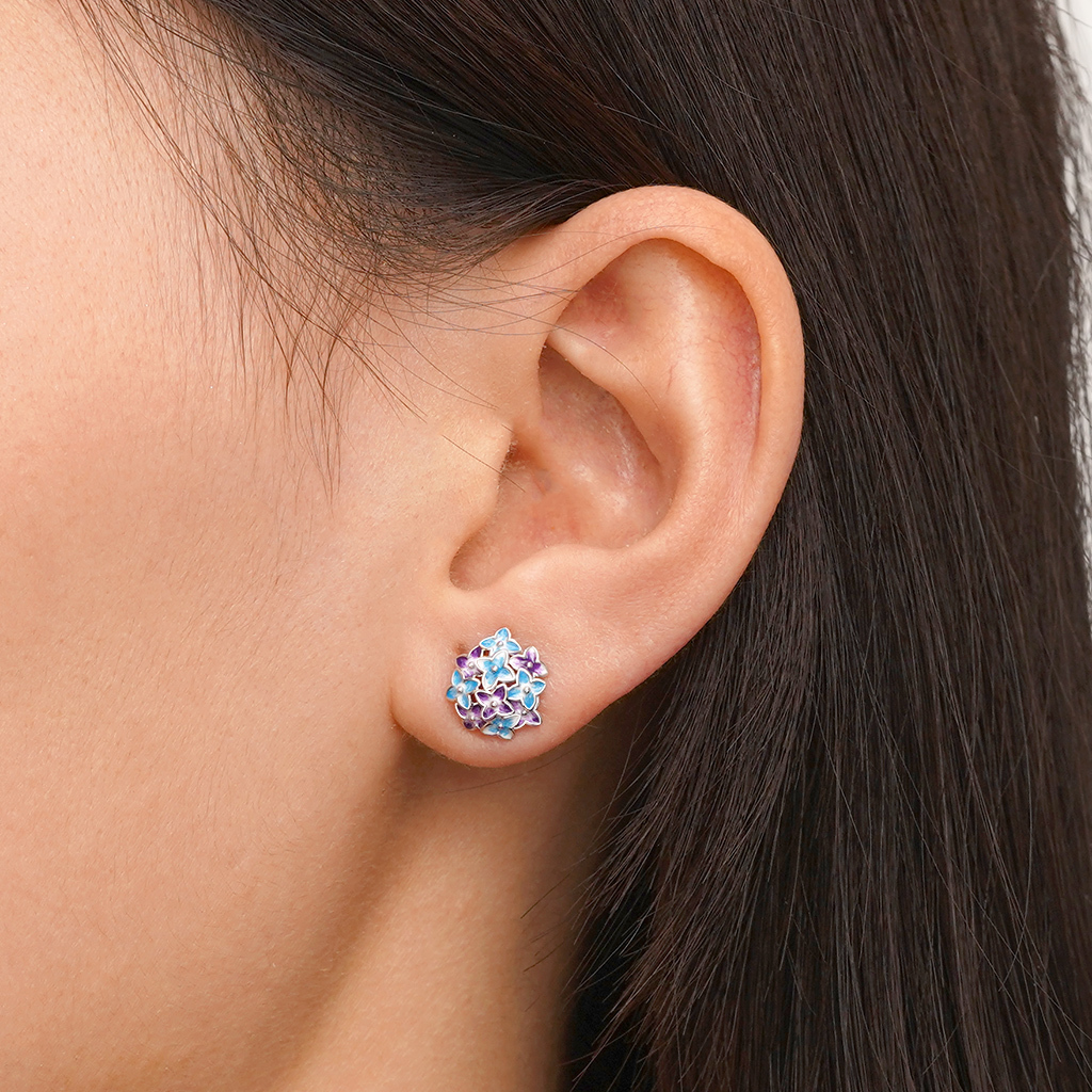Hydrangea Stud Earrings image number 4
