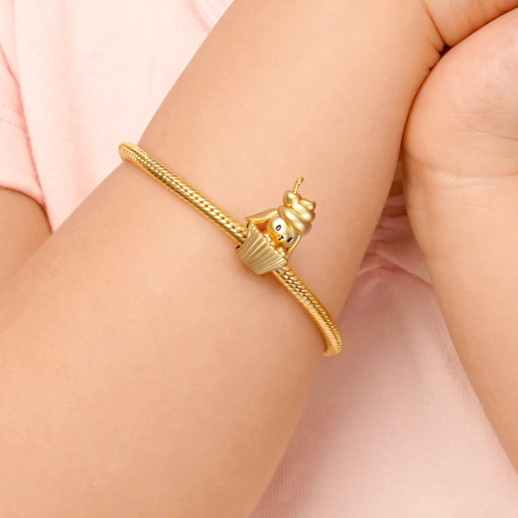Rabbit Ice Cream Charm image number 3