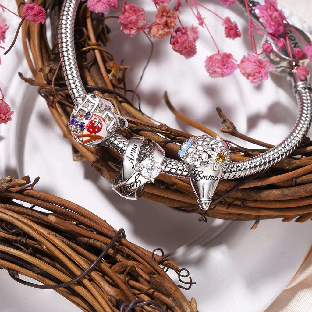 Bouquet Charm image number 3