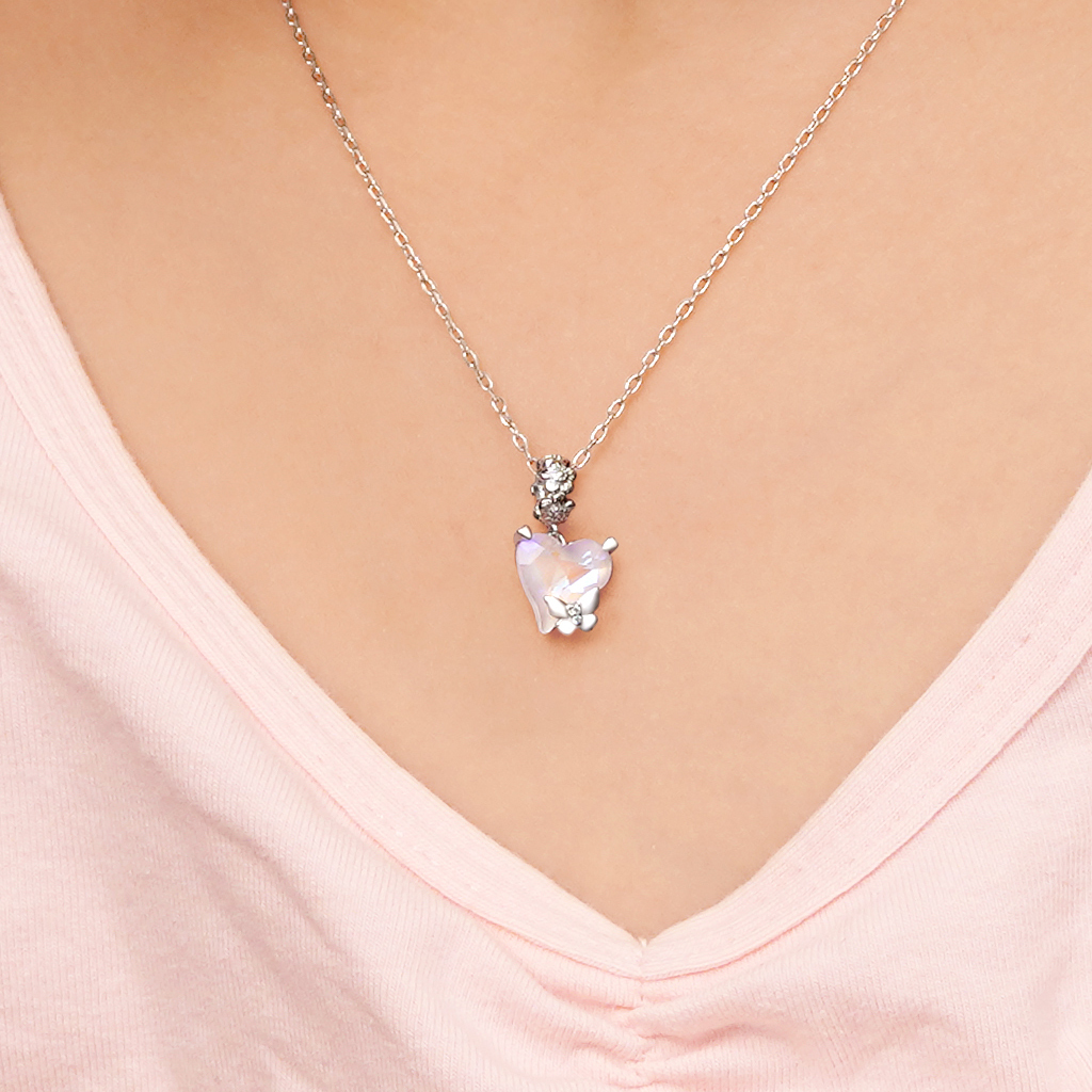 Butterfly Love Pendant image number 3