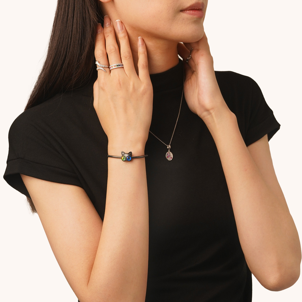 Black Cat Charm image number 3