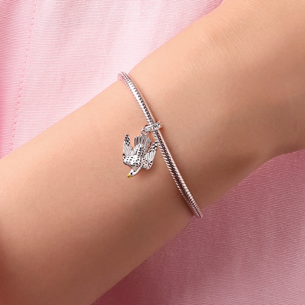 Gyrfalcon Pendant image number 5