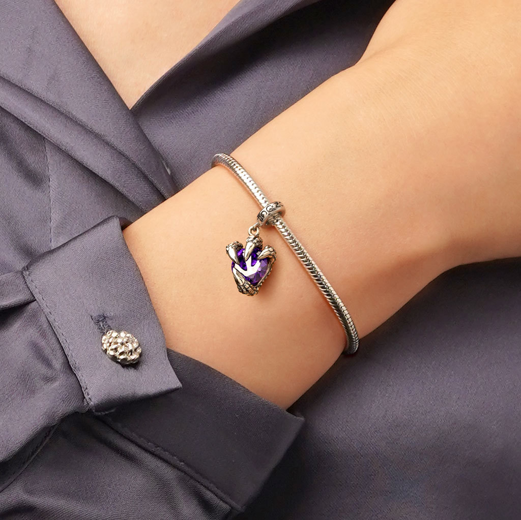 Dragon Claw Pendant image number 5