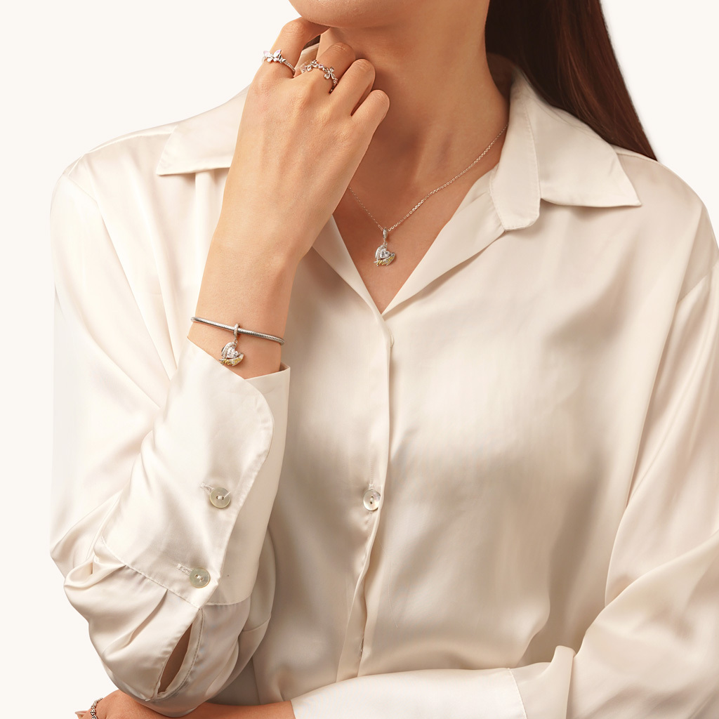 Mother's Day Wings of Love Pendant image number 3