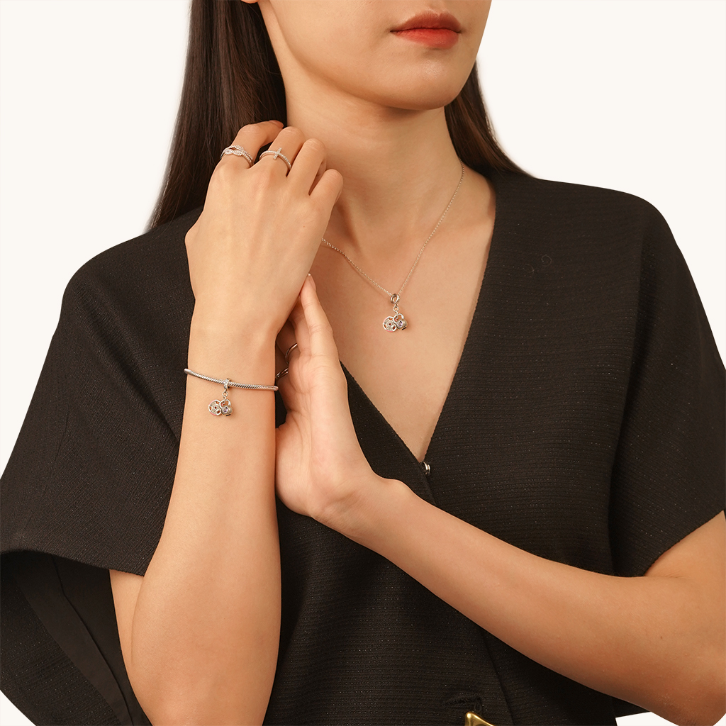 Kettlebell & Barbell Plate Pendant image number 3