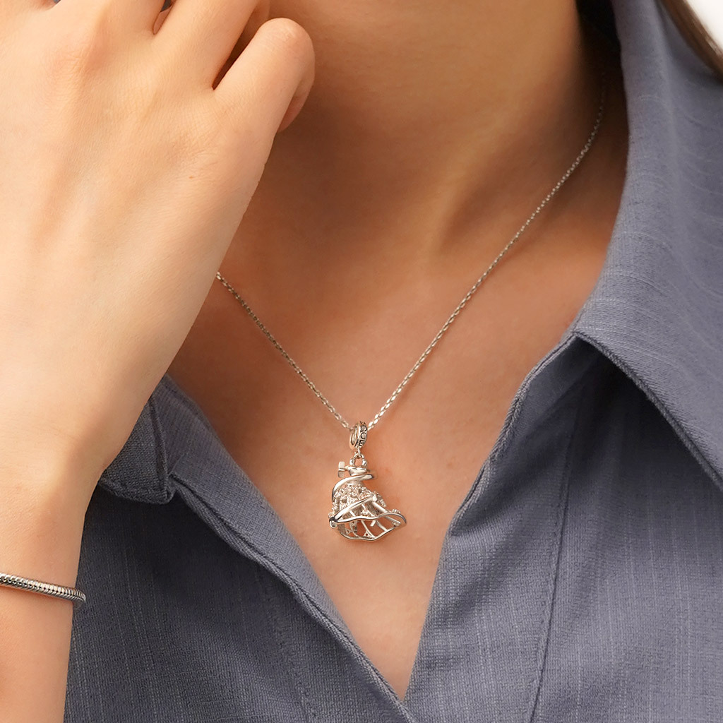 Wireless LED Glow Magic Fairy Dress Pendant image number 5