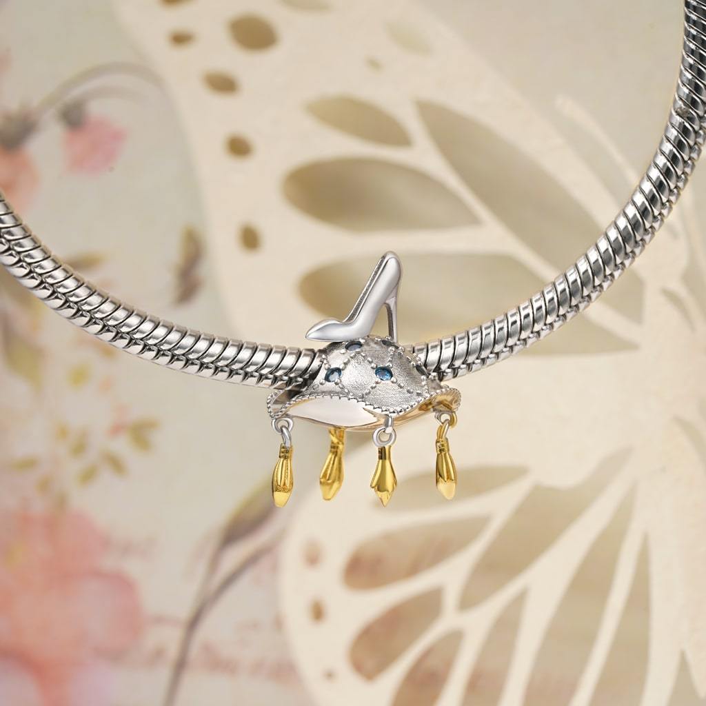 Upholstered Glass Slipper Charm image number 2