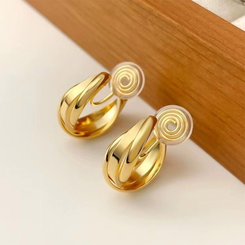 Geometric Metal Ear Clips image number 1