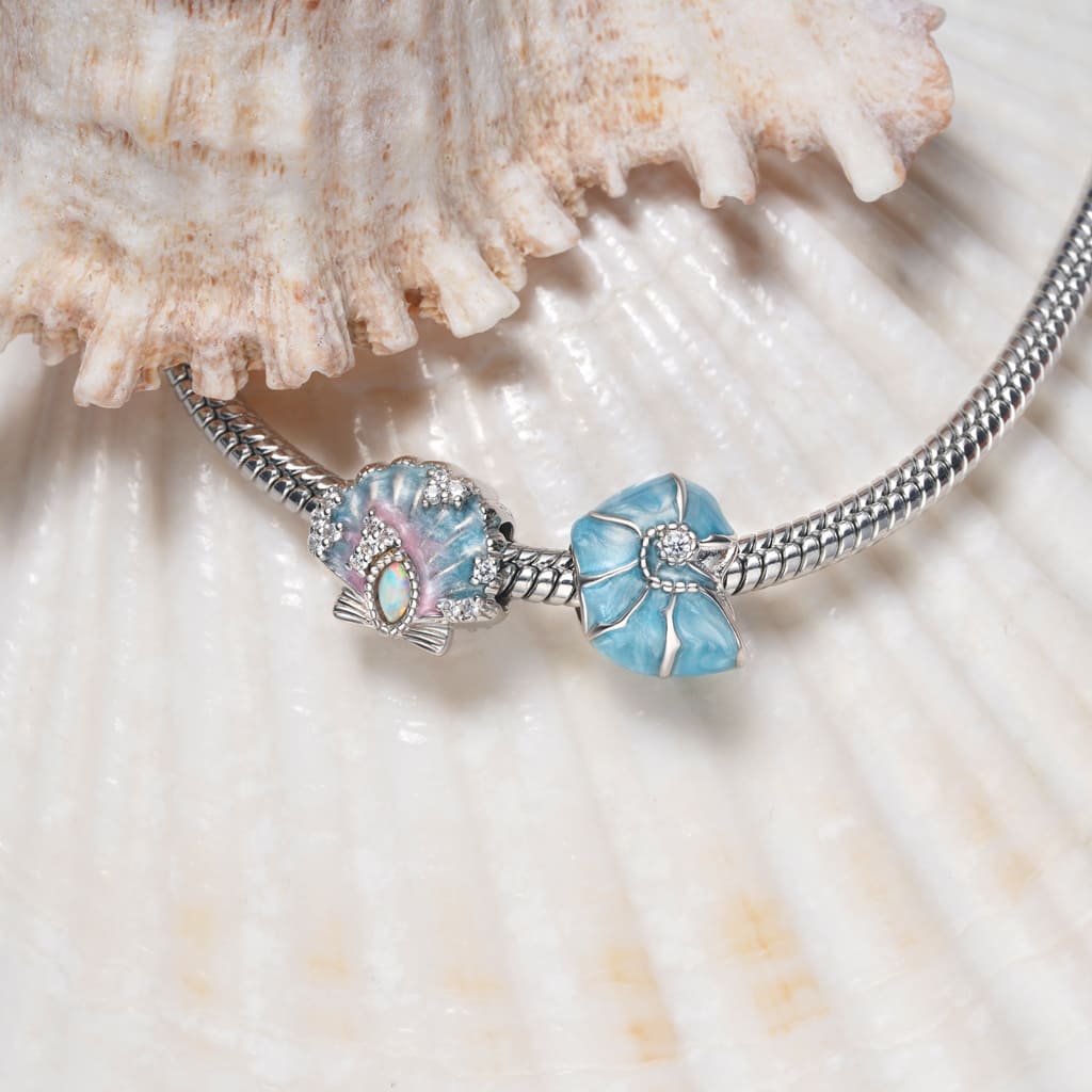 Blue Conch Charm image number 2