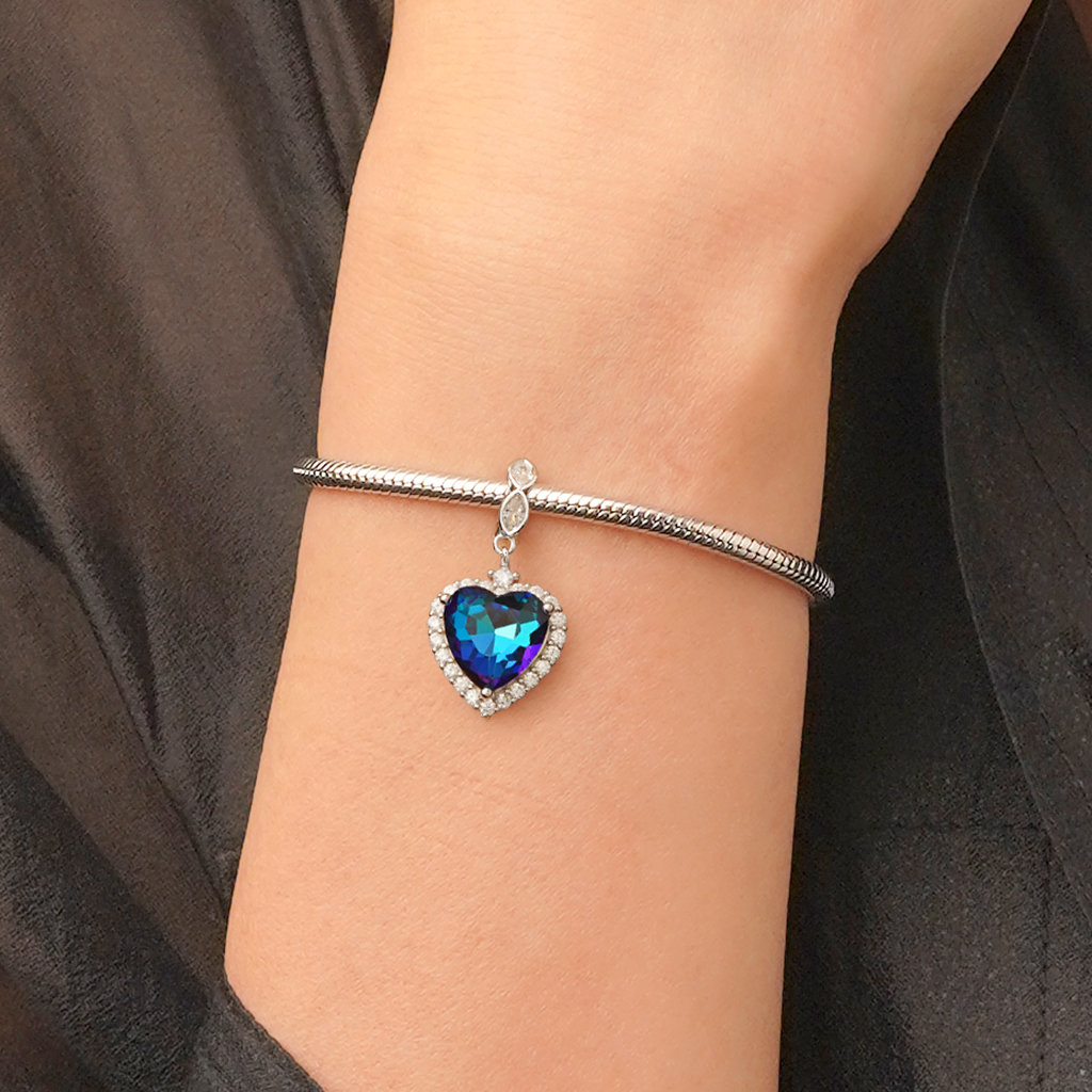 Ocean Heart Pendant image number 5