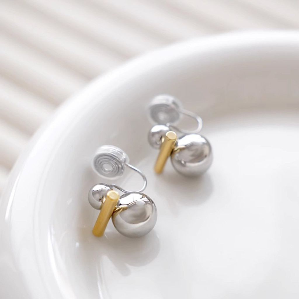 Silver Ball Ear Clips image number 1
