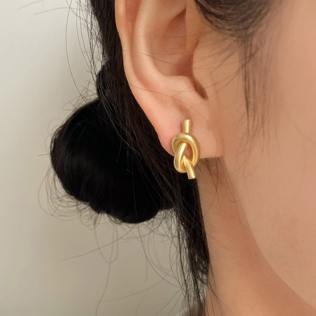 Twist Cord Knot Ear Clips image number 3