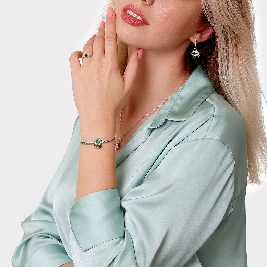 Four Leaf Clover Ladybug Charm image number 3