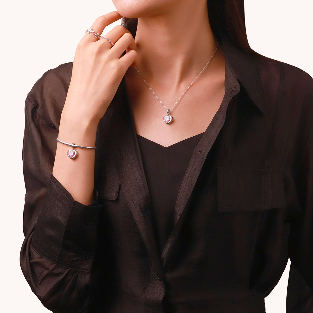 Infinite Love Engravable Pendant image number 4