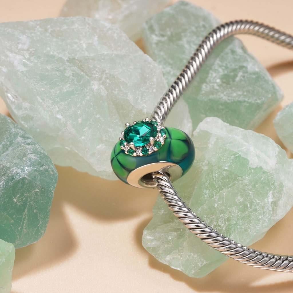 Oval-cut Emerald Charm image number 2
