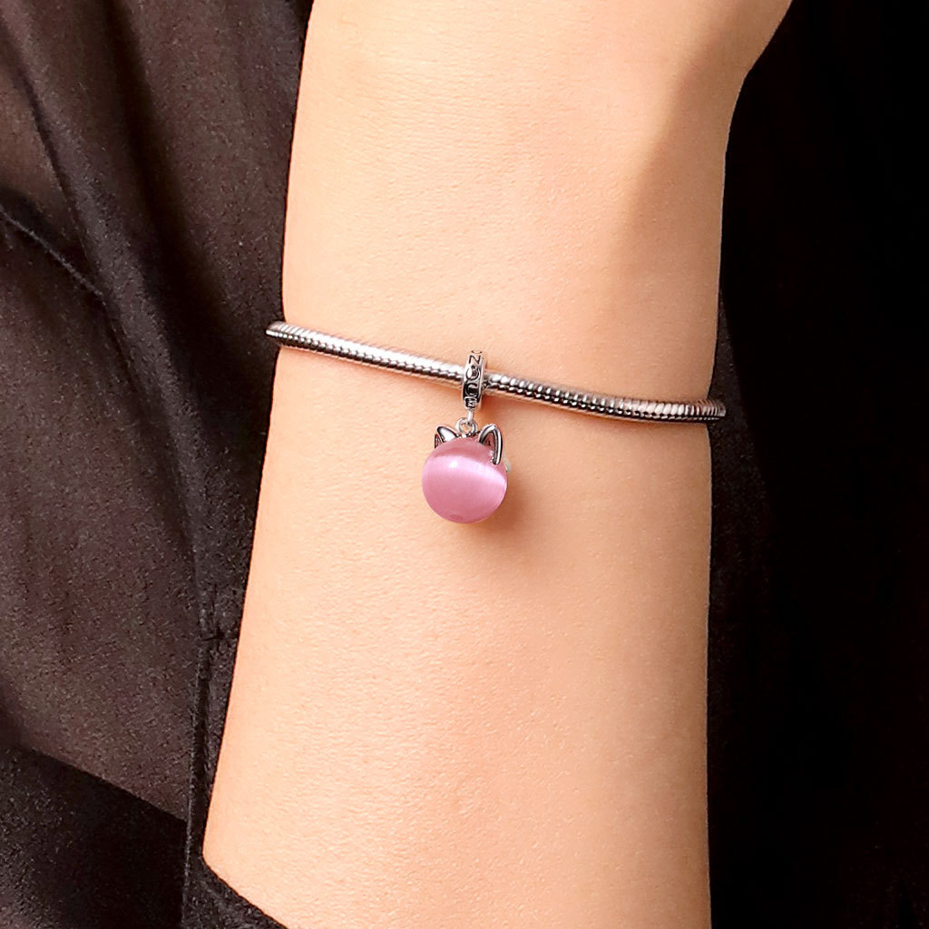 Cat's Eye Round Pendant image number 5