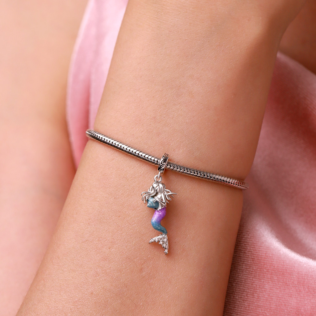 Little Mermaid Holding Conch Pendant image number 5
