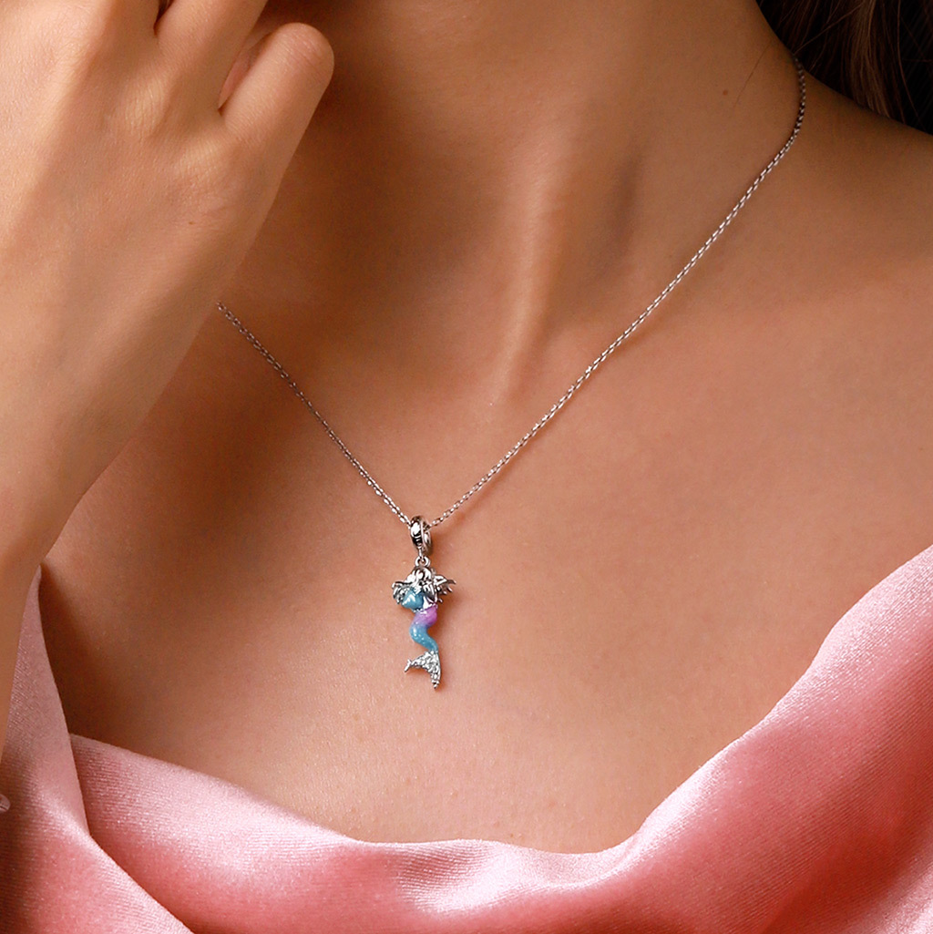 Little Mermaid Holding Conch Pendant image number 4