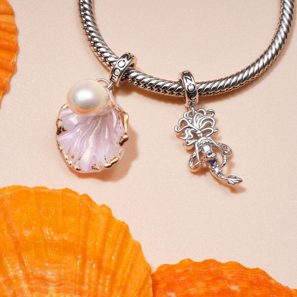 Sea Witch Pendant image number 2
