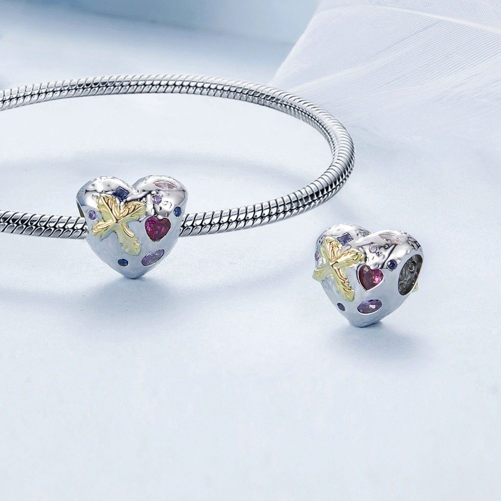 Vintage Cross Heart Charm image number 1