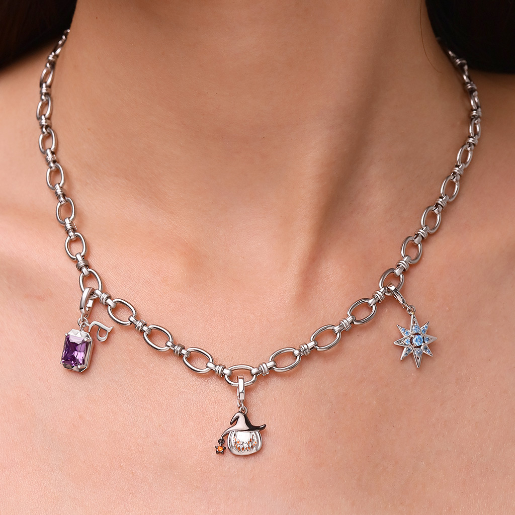 Evil Pumpkin Clasp Clusters Charm image number 5