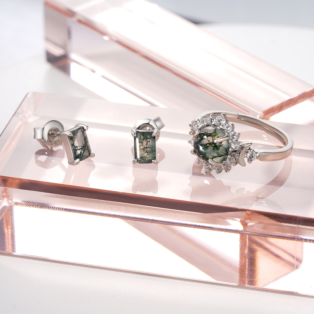 Green Moss Agate Adjustable Ring image number 2