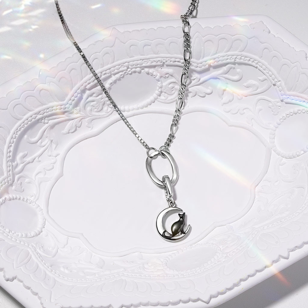 Asymmetric Chain Hollow Oval Link Necklace image number 2