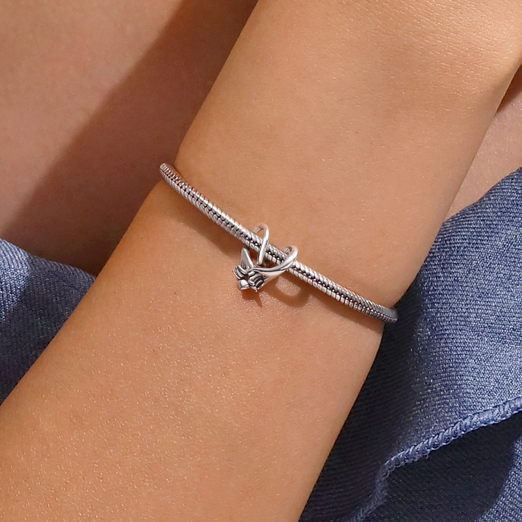 Hook Promise Love Charm image number 3