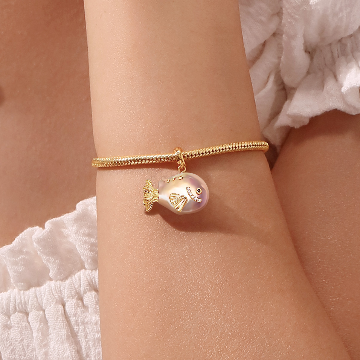 Vintage Fish Baroque Pearl Pendant image number 4