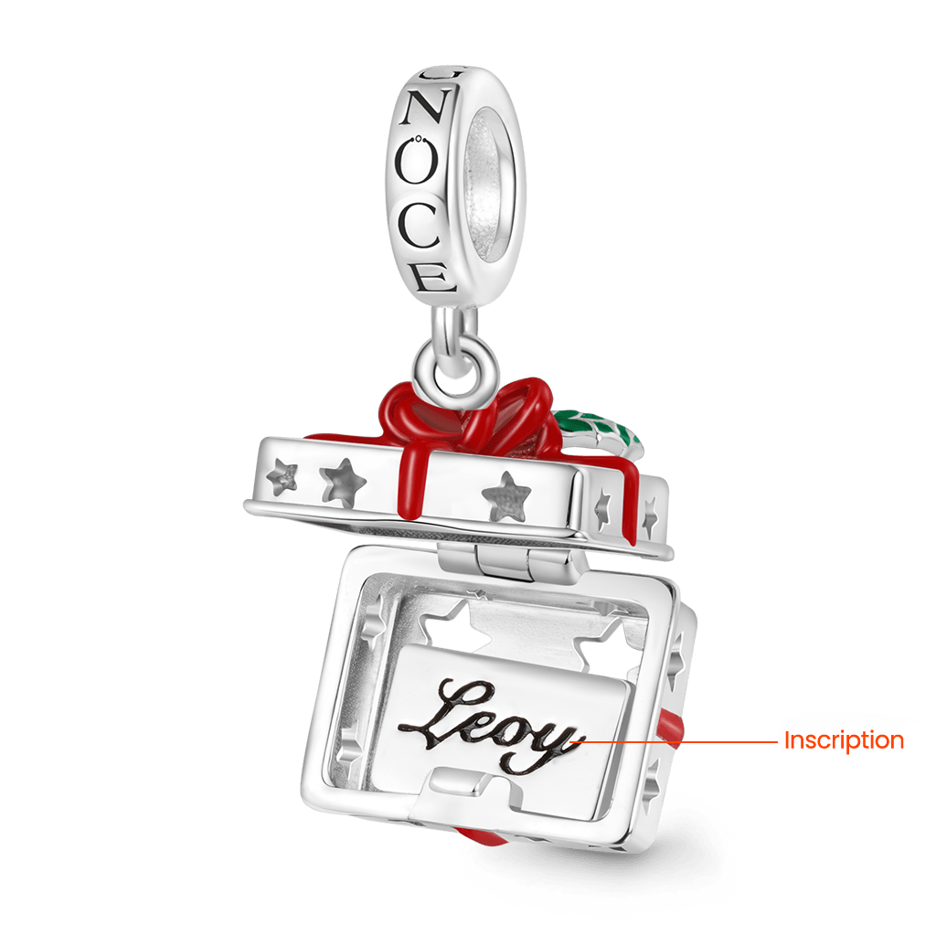 Gift Box Engravable Card Pendant image number 1