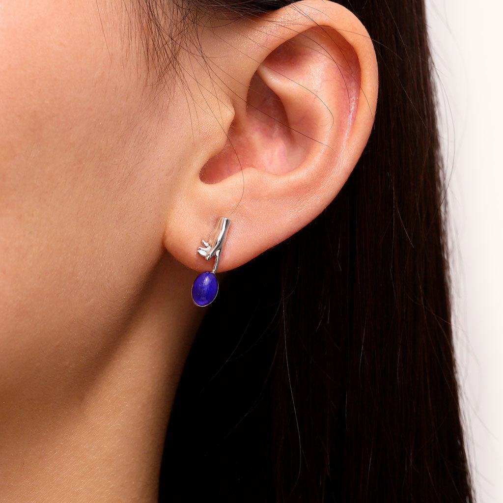 Hand of God Mood Stud Earrings image number 4