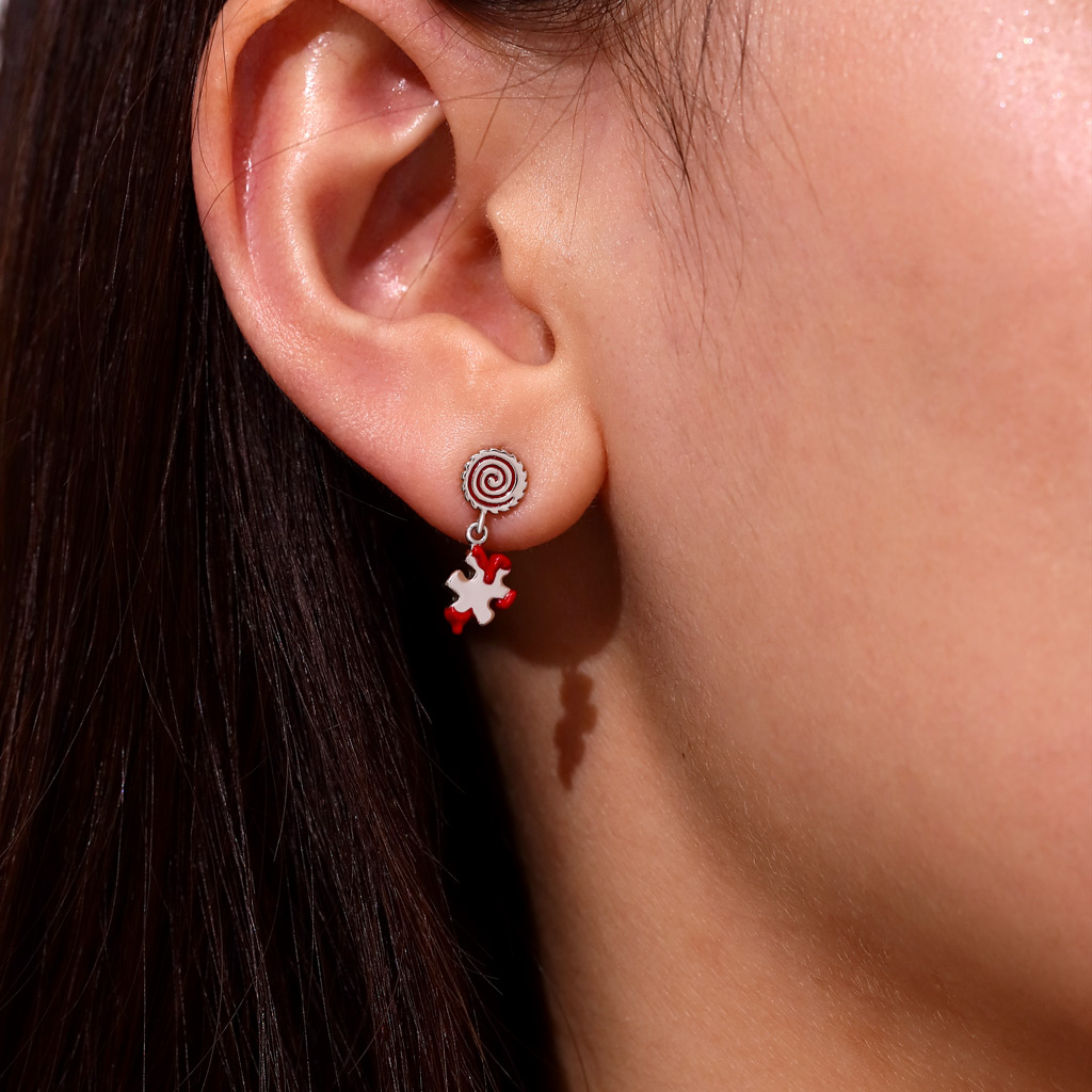 Bloody SAW Stud Earrings image number 4