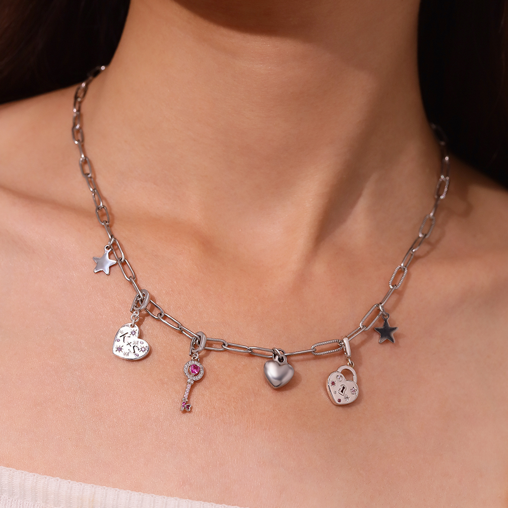 Engravable Love Clasp Clusters Charm image number 5