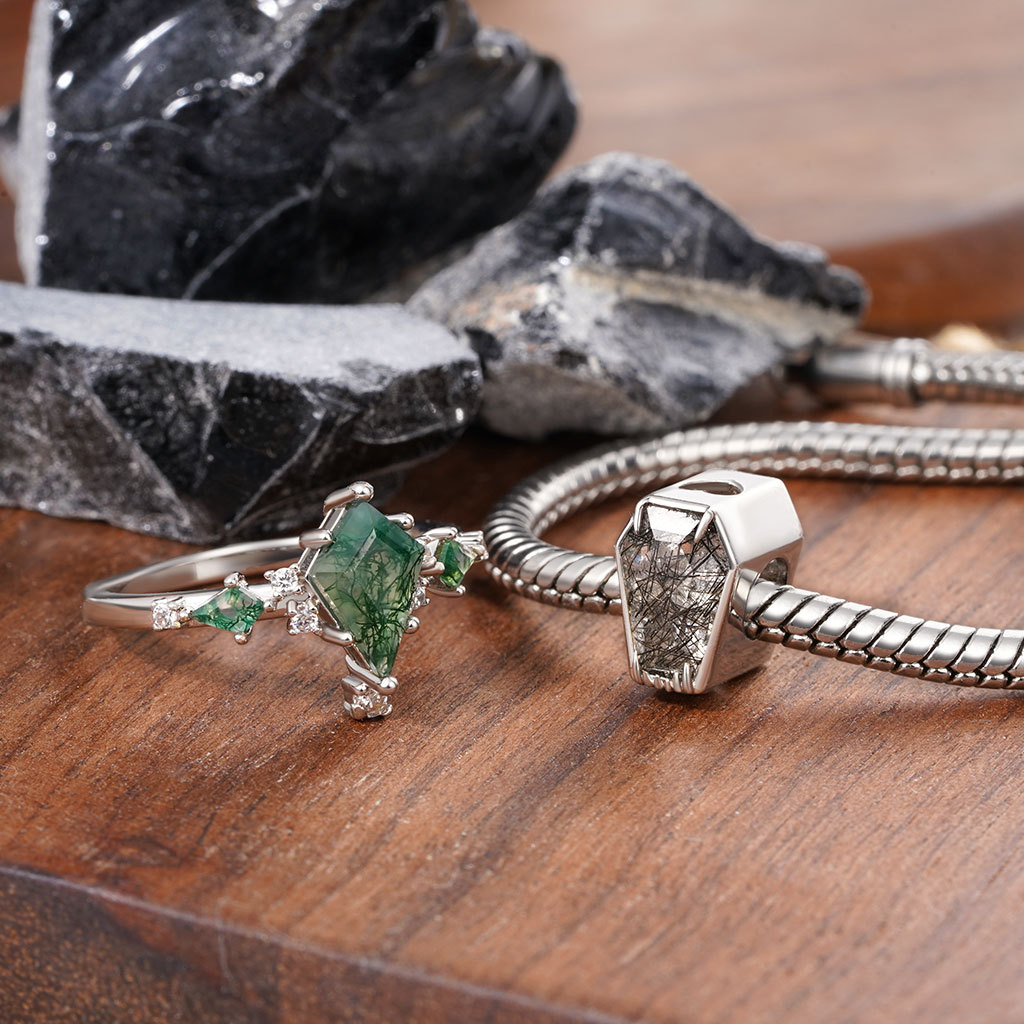 Moss Agate Kite-shape Ring image number 2