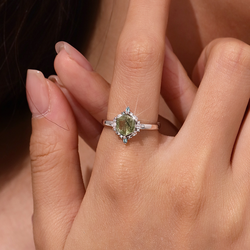 Green Rutilated Quartz Ring image number 4