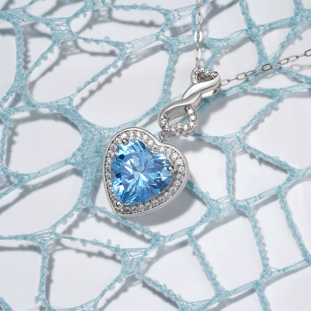 Infinite Love Buckle Heart Necklace image number 3