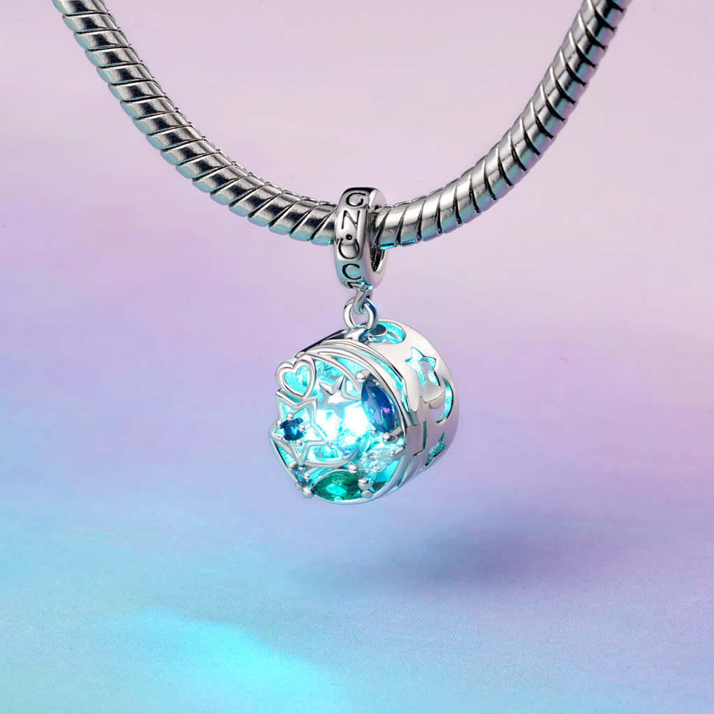 Wireless LED Star Moon Pendant image number 4