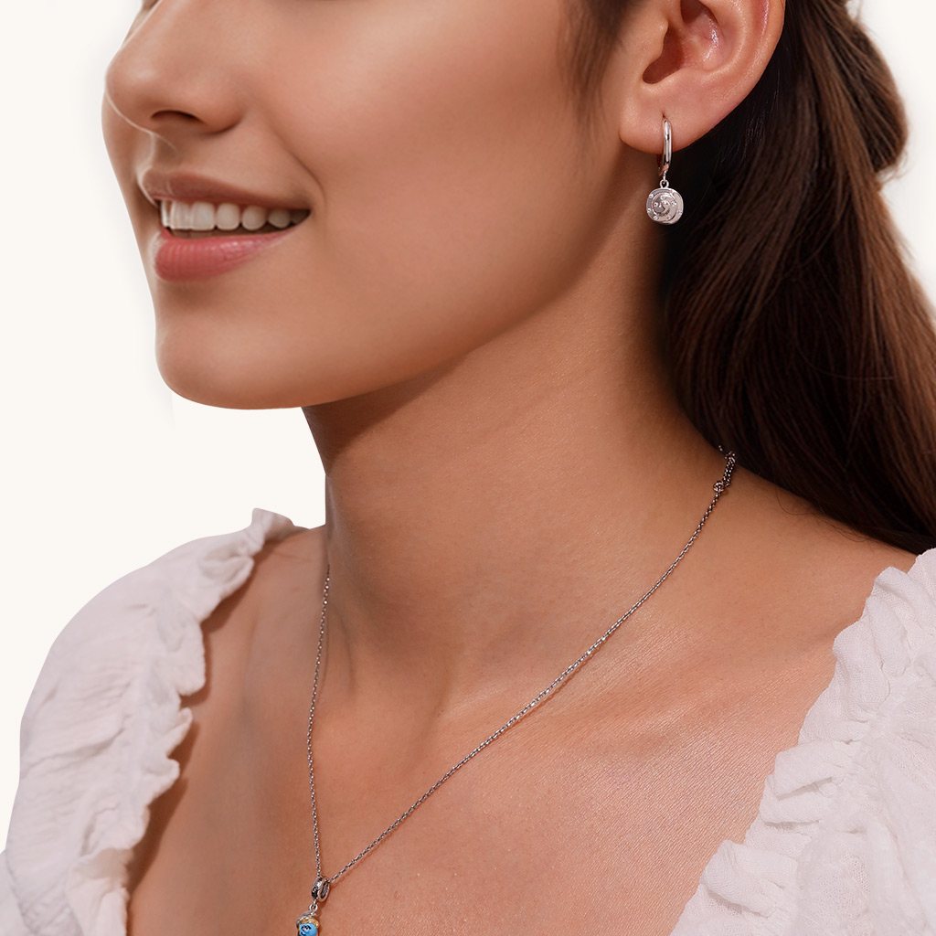 Cinnamon Bun Hoop Earrings image number 3