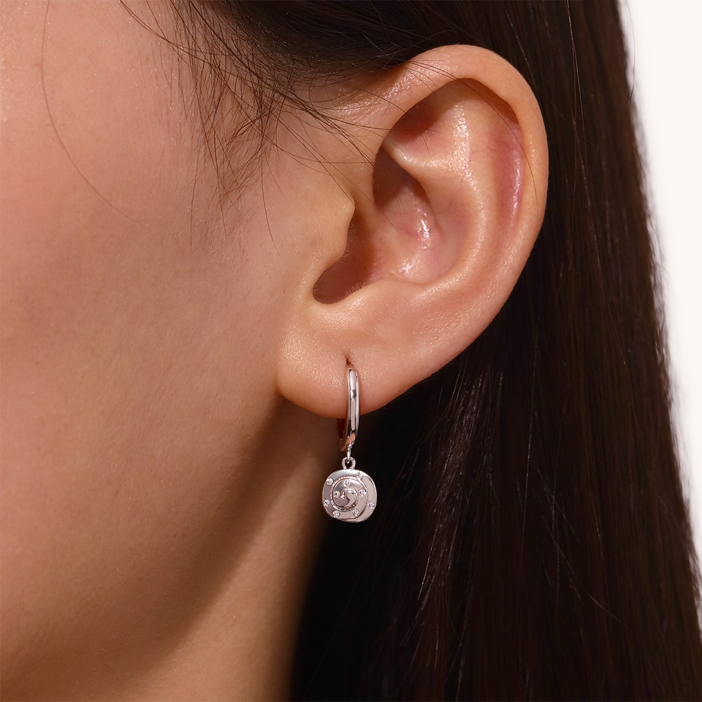 Cinnamon Bun Hoop Earrings image number 4