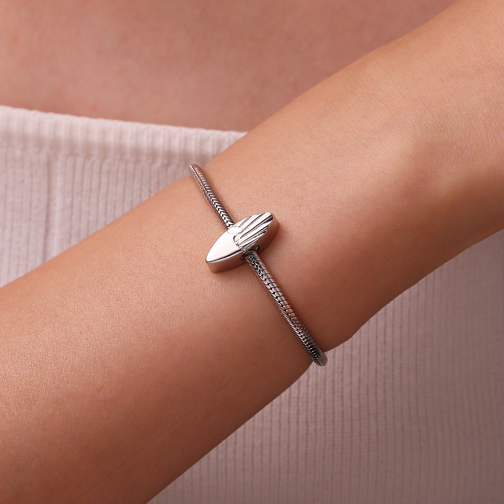 Wave Surfboard Engravable Charm image number 4