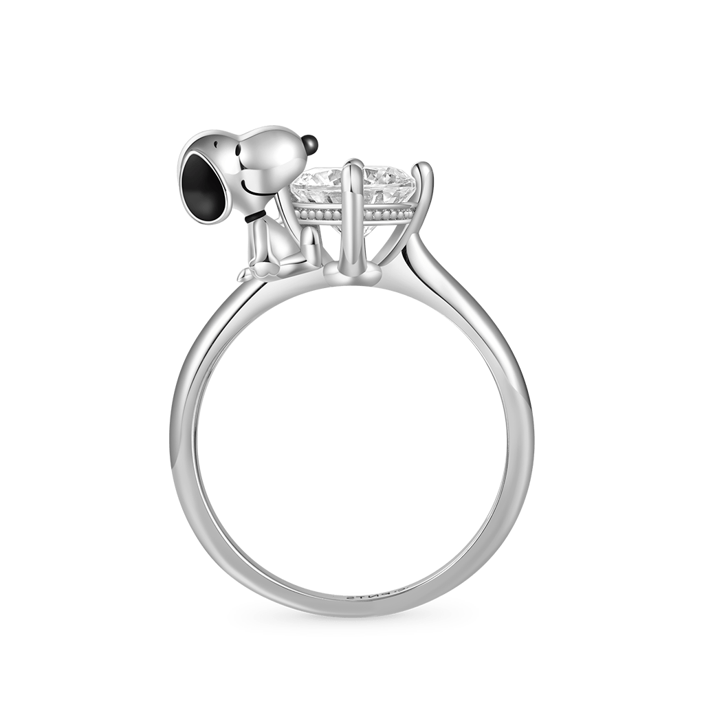 Peanuts Snoopy Hug White Diamond Ring image number 1