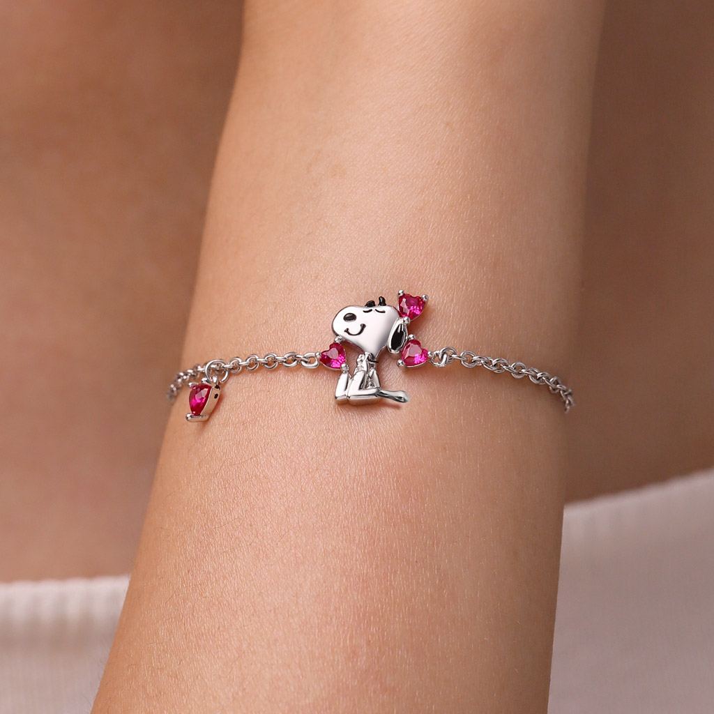 Peanuts Snoopy Love Heart Bracelet image number 4