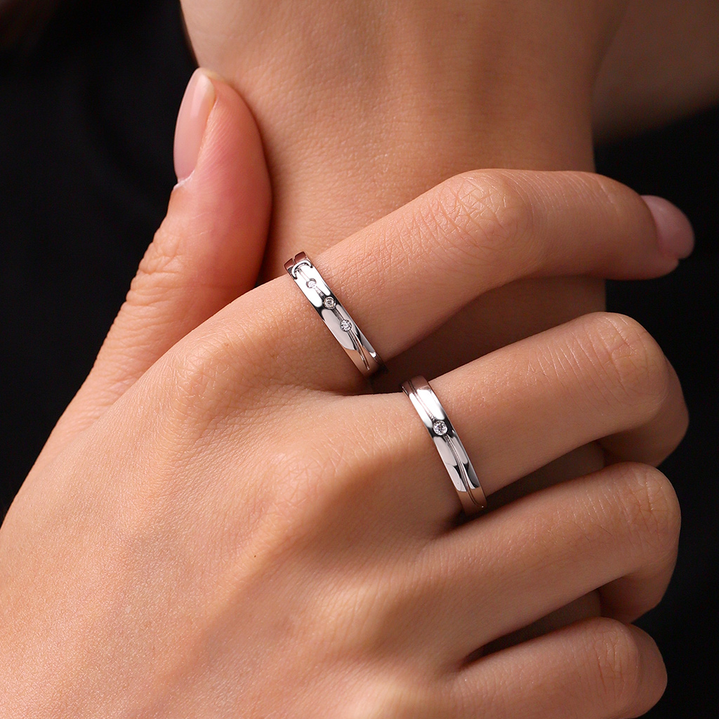 Rose Gold Starry Couple Rings image number 4